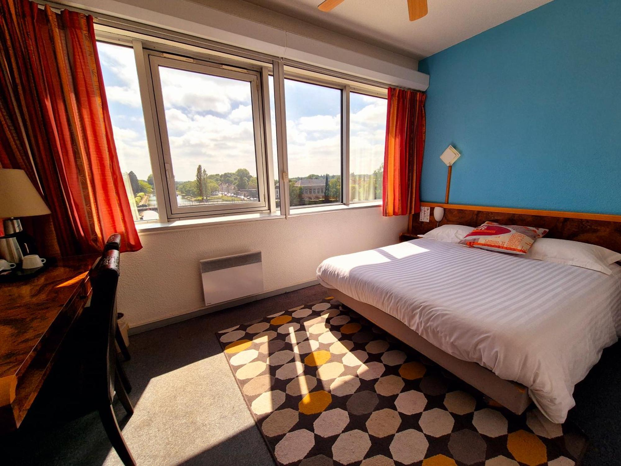 Arche Hotel Vierzon Exterior foto