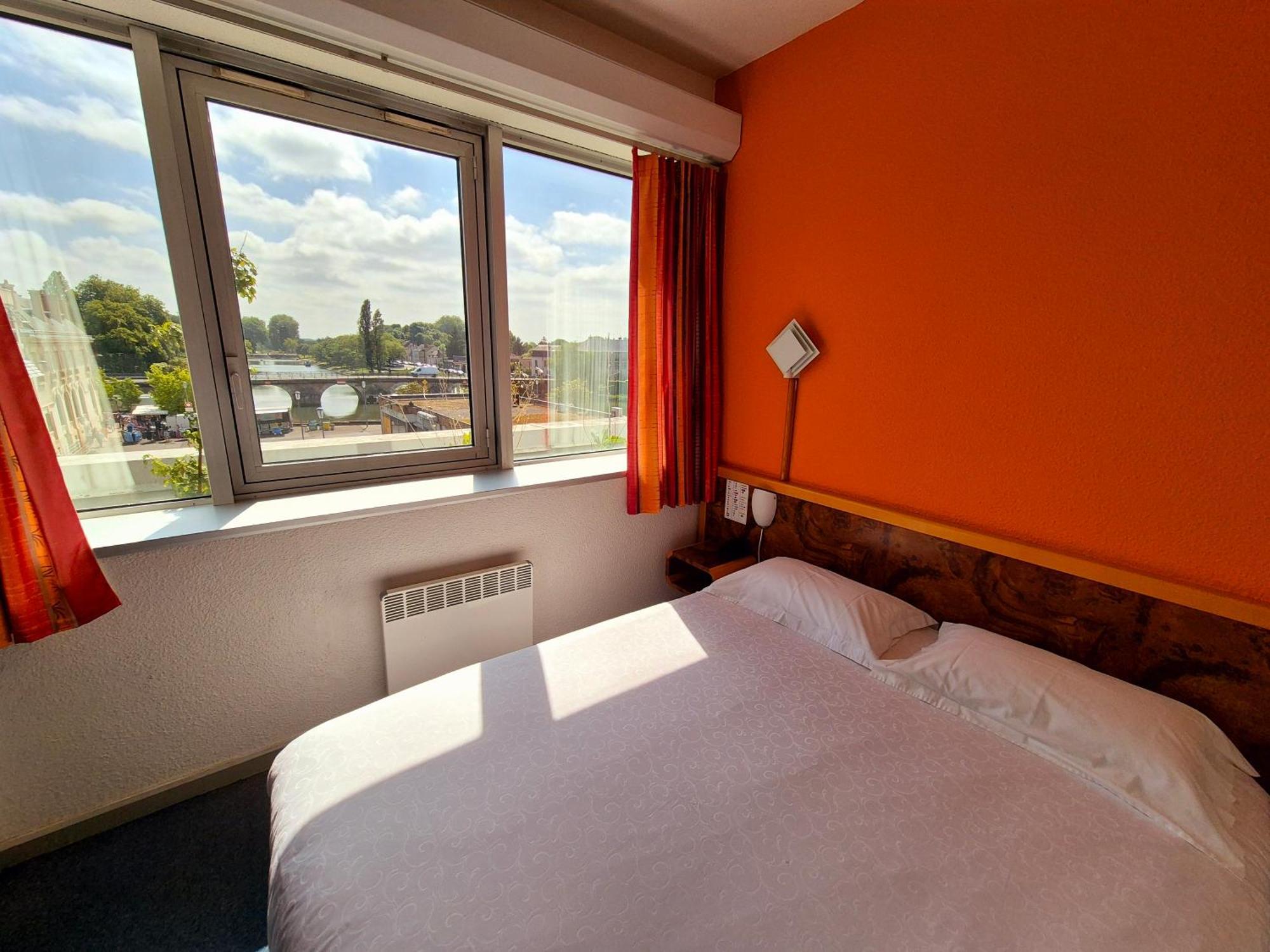 Arche Hotel Vierzon Exterior foto